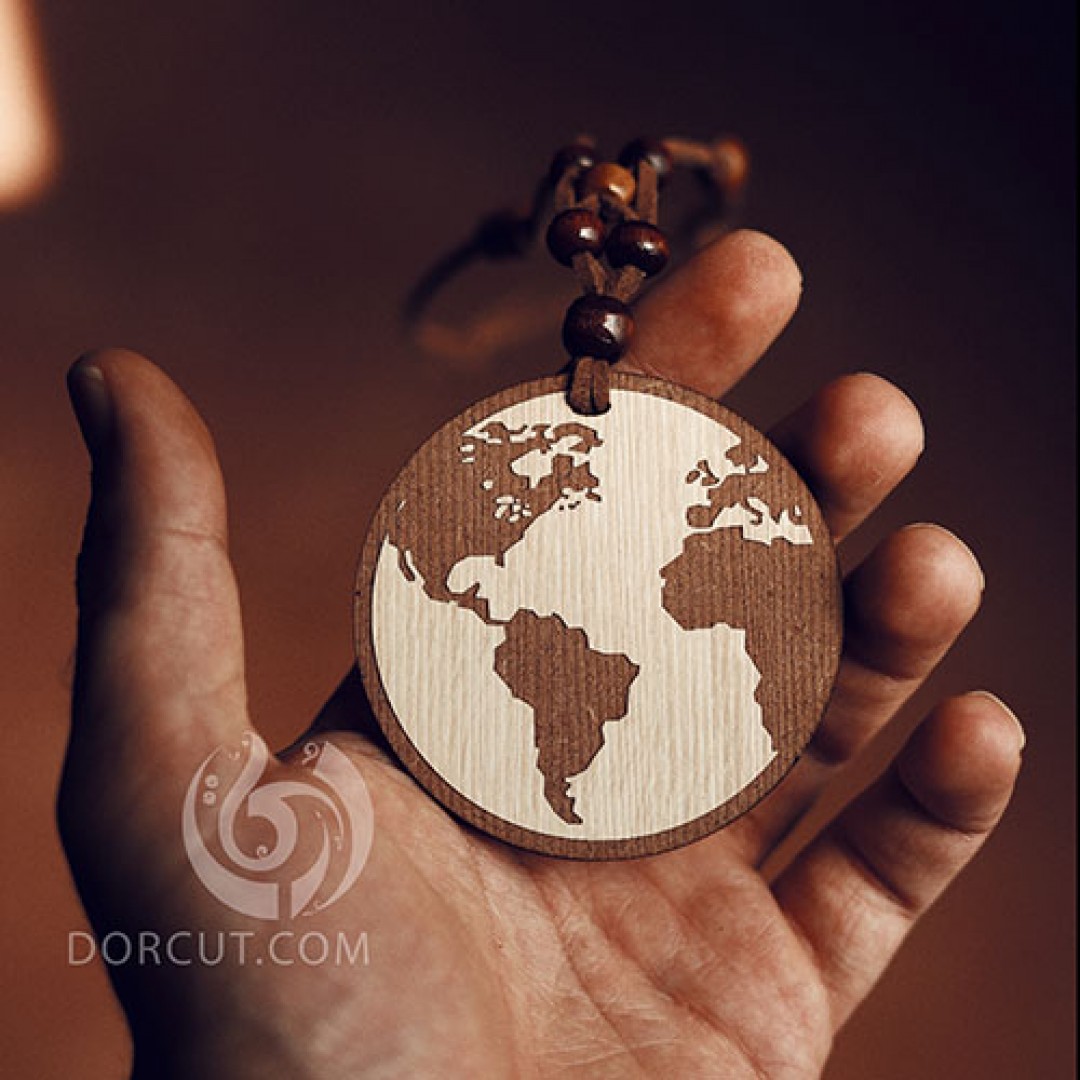 ماشین آویز کره زمین